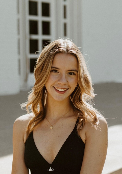 Emma%20Hoen.jpg